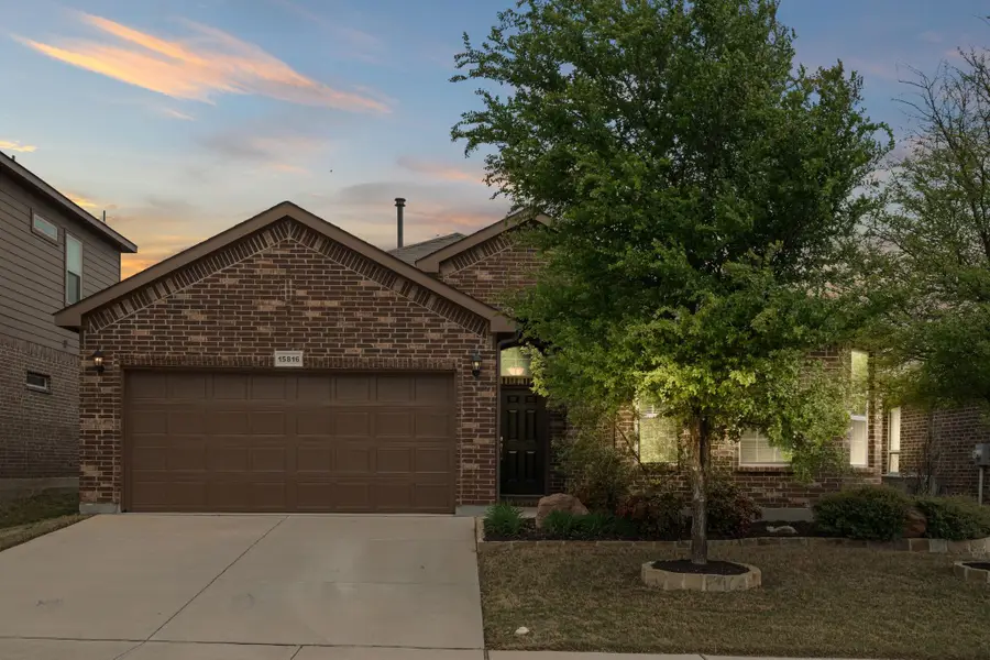 15816 Oak Pointe Drive, Fort Worth, TX 76177 - Image #2