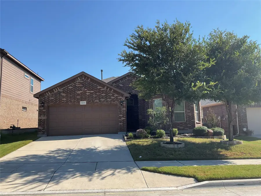 15816 Oak Pointe Drive, Fort Worth, TX 76177 - Image #3