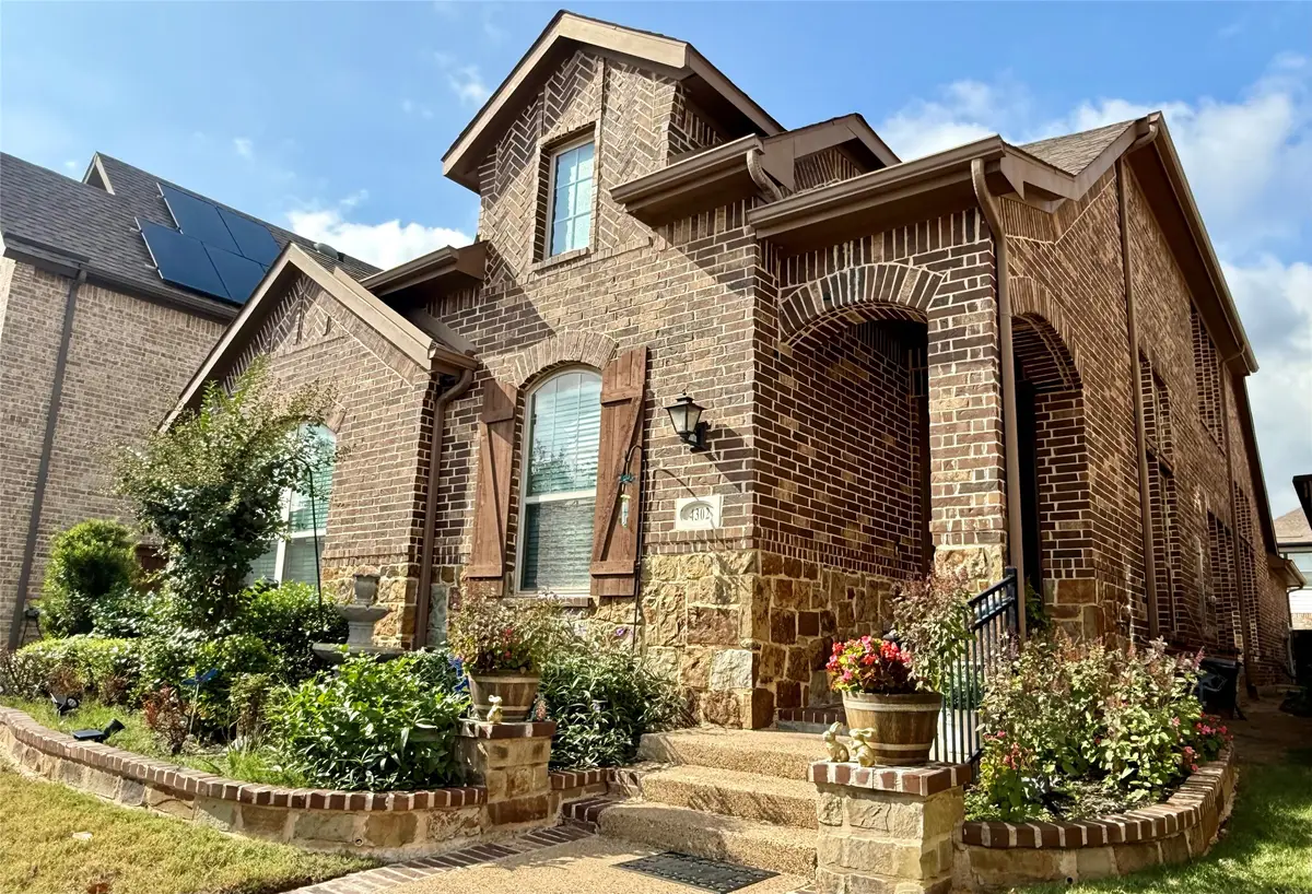 4302 Meadow Hawk Drive, Arlington, TX 76005 - Image #1