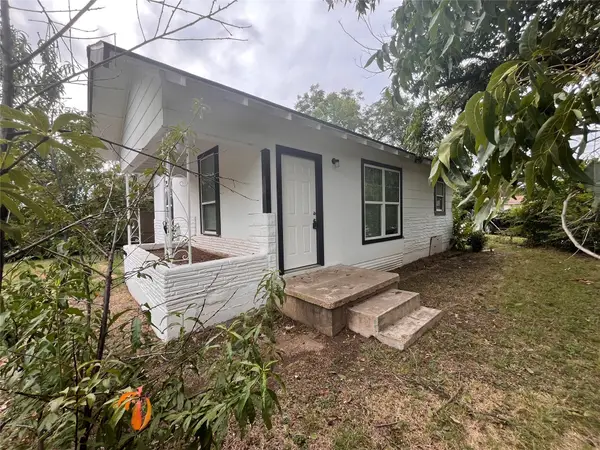 1466 E Myrtle Street, Fort Worth, TX 76104