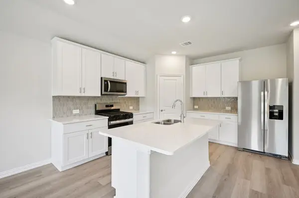 4009 Joe Pool Drive, Farmersville, TX 75442