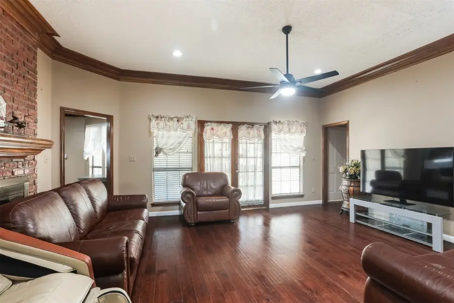 2214 Moss Trail, Garland, TX 75044 - Image #3