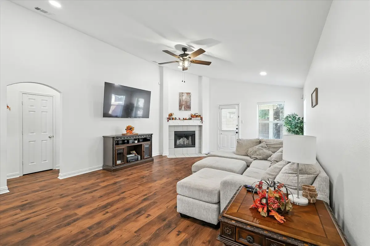 6013 Photinia Avenue, Denton, TX 76208 - Image #1