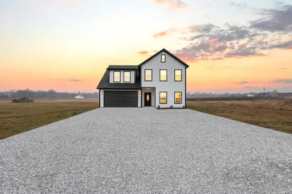 3632 County Road 15100, Blossom, TX 75468