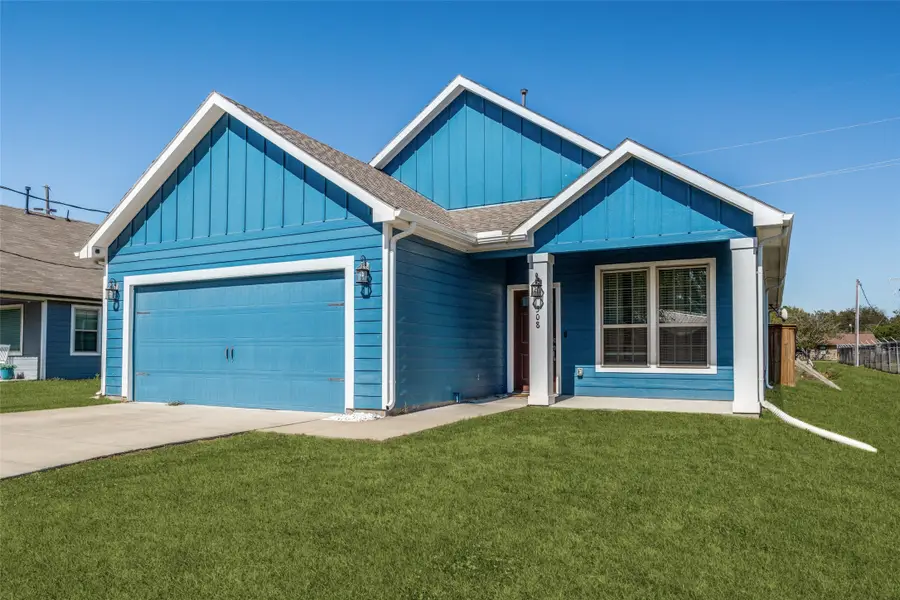 308 E Houston Street, Leonard, TX 75452 - Image #2