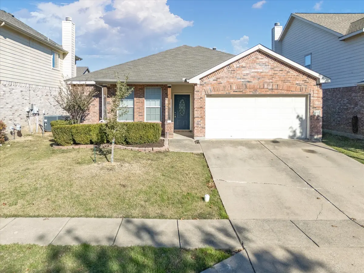 13264 Fencerow Road, Fort Worth, TX 76244 - Image #1