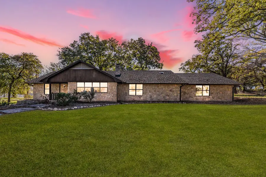 501 Lazy B Lane, Springtown, TX 76082 - Image #2