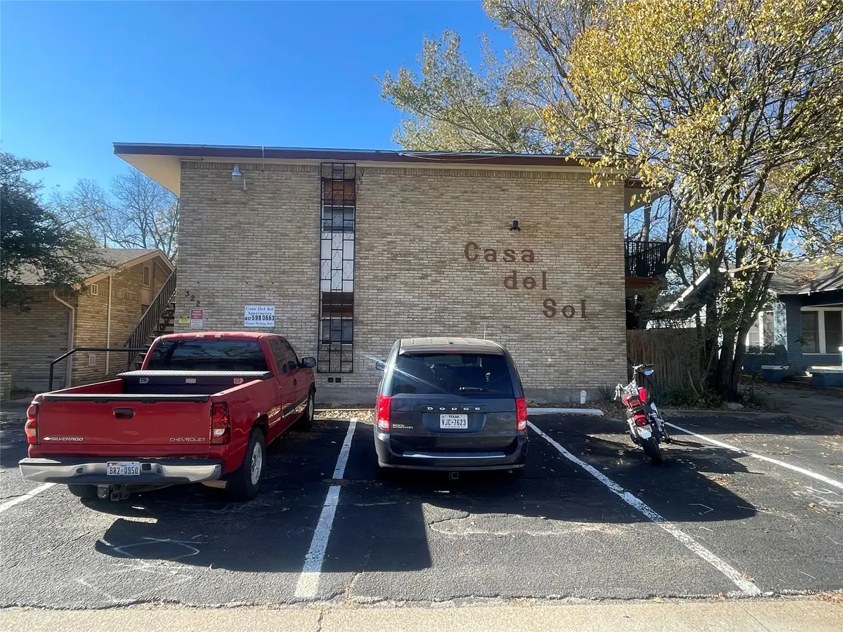 322 S Waco Street, Weatherford, TX 76086 - Image #1