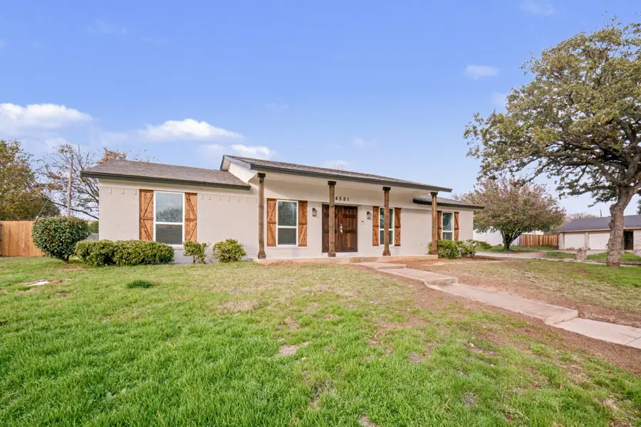 4551 Parkwood Drive, Forest Hill, TX 76140 - Image #2