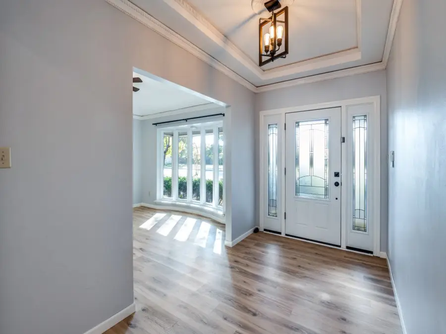 1807 S Crest, Carrollton, TX 75006 - Image #3