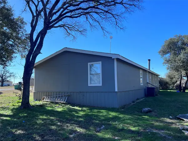 285 Sorrel Court, Stephenville, TX 76401