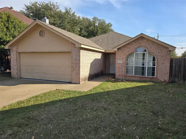 5537 Four Winds Drive, Arlington, TX 76018