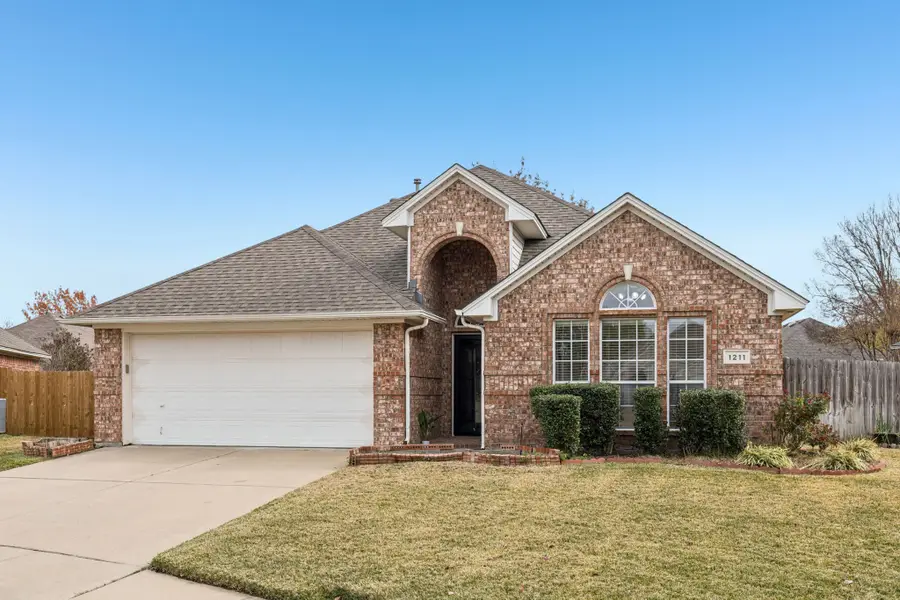 1211 Carina Drive, Arlington, TX 76013 - Image #2