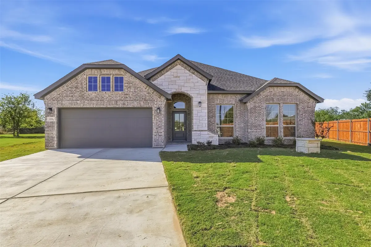 321 Skeen Peak, Springtown, TX 76082 - #1