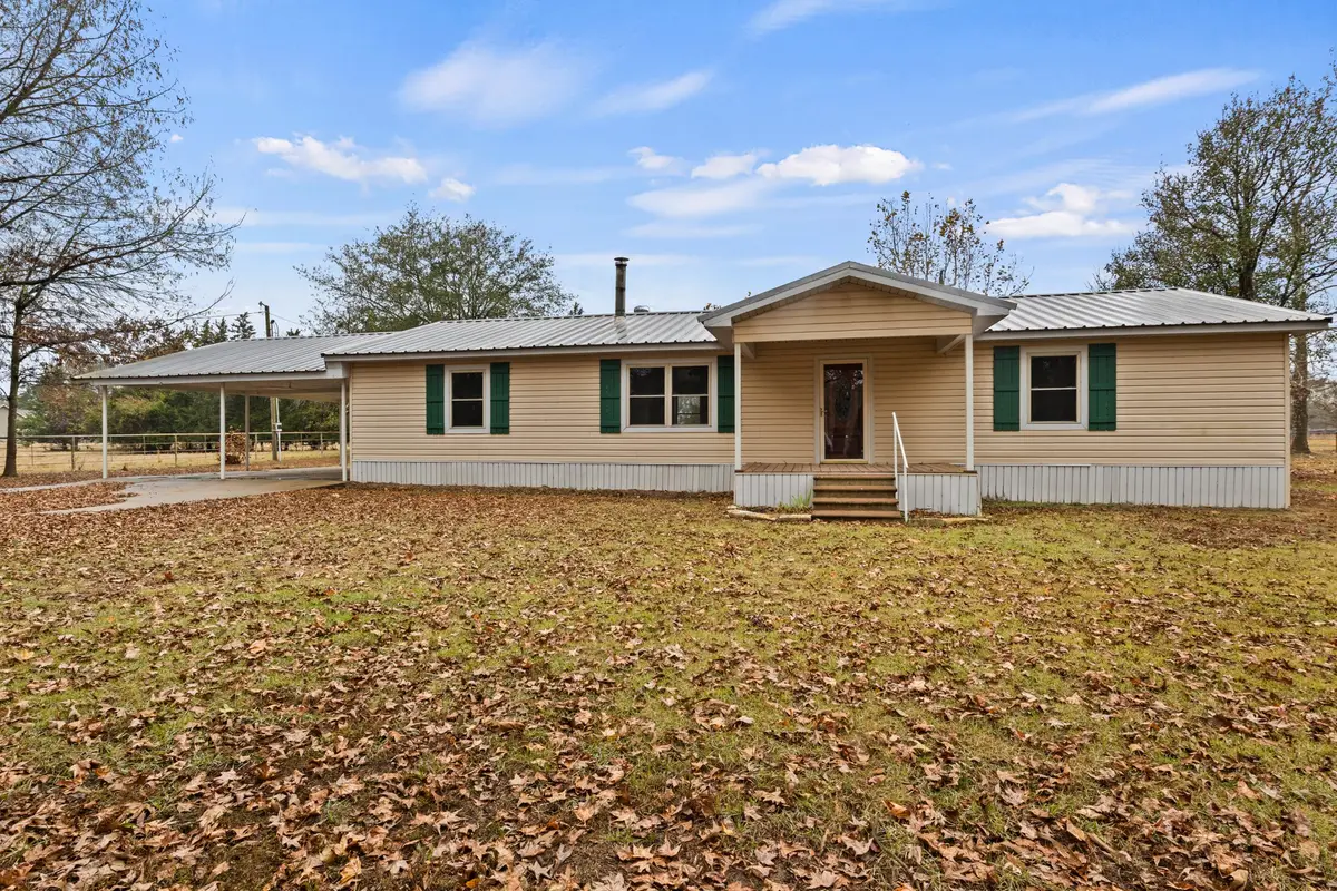 2638 SE County Road 4115, Mount Vernon, TX 75457 - Image #1