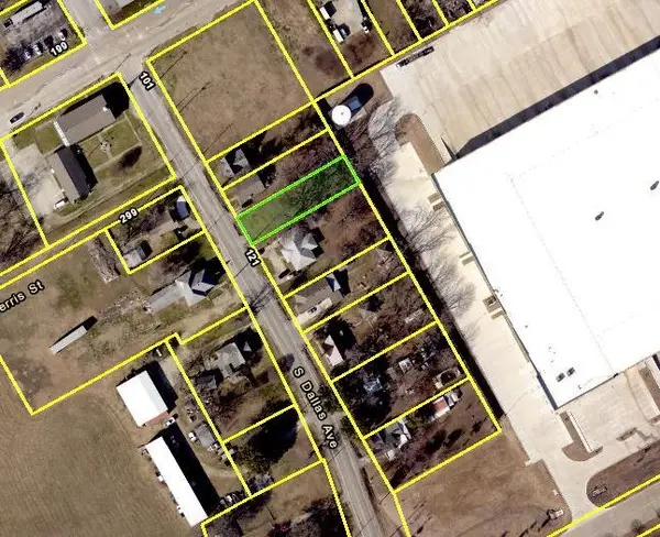 202 S Dallas Street, Wilmer, TX 75172