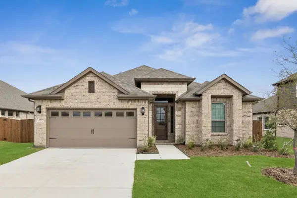 1887 Overcup Court, Waxahachie, TX 75165