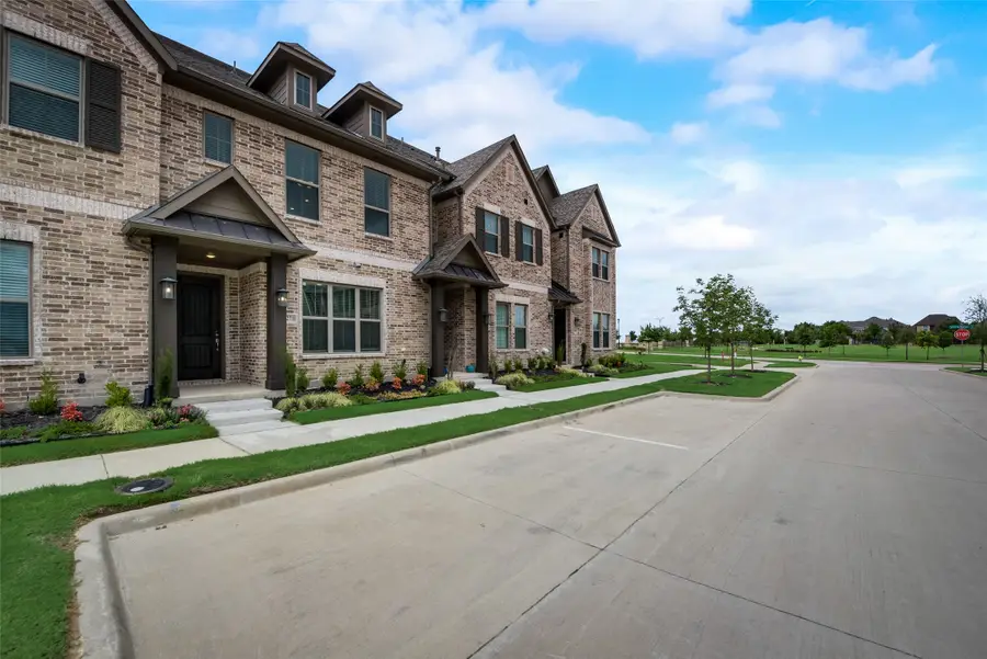 4273 Shavano Drive, Frisco, TX 75034 - Image #3