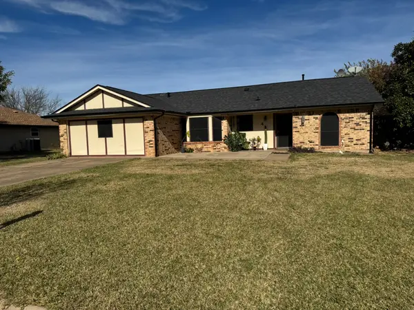 4 Finley Circle, Krum, TX 76249