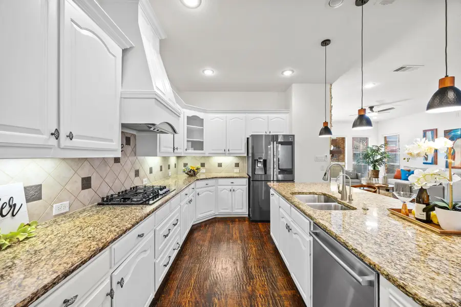 2242 Legacy Trail, Irving, TX 75063 - Image #3