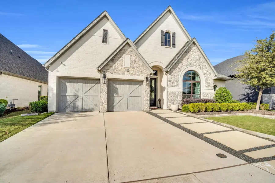 2221 Meridian Place, Midlothian, TX 76065 - Image #3