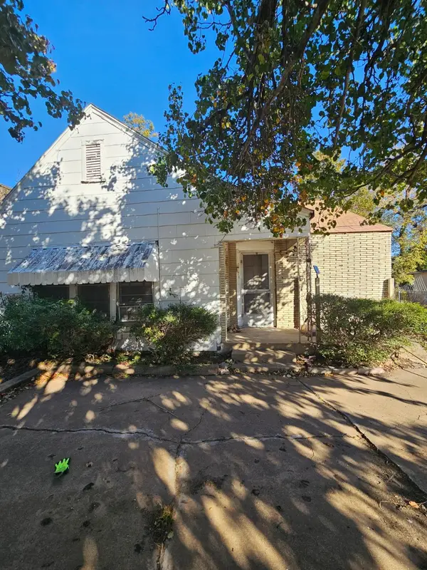 3517 College Avenue, Fort Worth, TX 76110