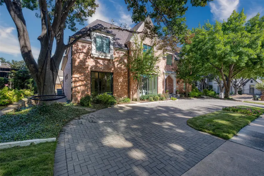 5701 Danmire Court, Plano, TX 75093 - Image #3