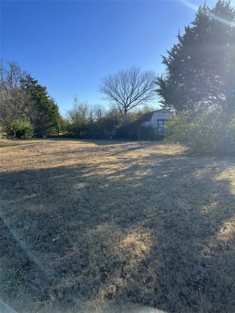 806 E Parkerville Road, Desoto, TX 75115 - Image #2