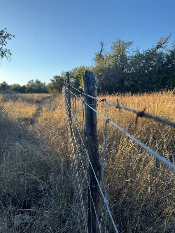 837 Brooklyn Drive, Mountain Home, TX 78058