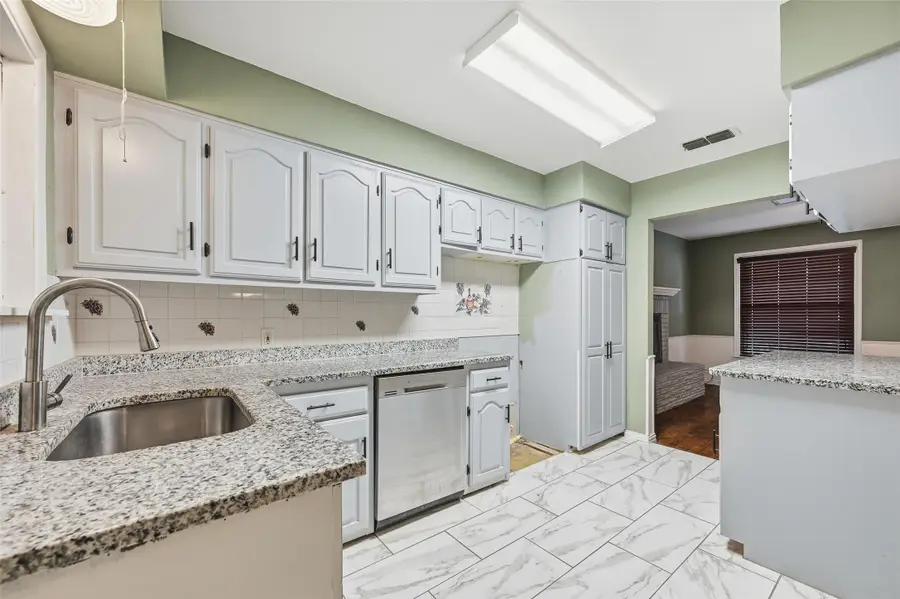 1640 Elizabeth Drive, Garland, TX 75042 - Image #3