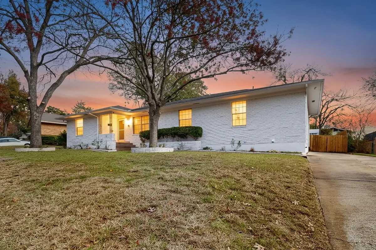 514 W Ridgewood Drive, Garland, TX 75041 - Image #1