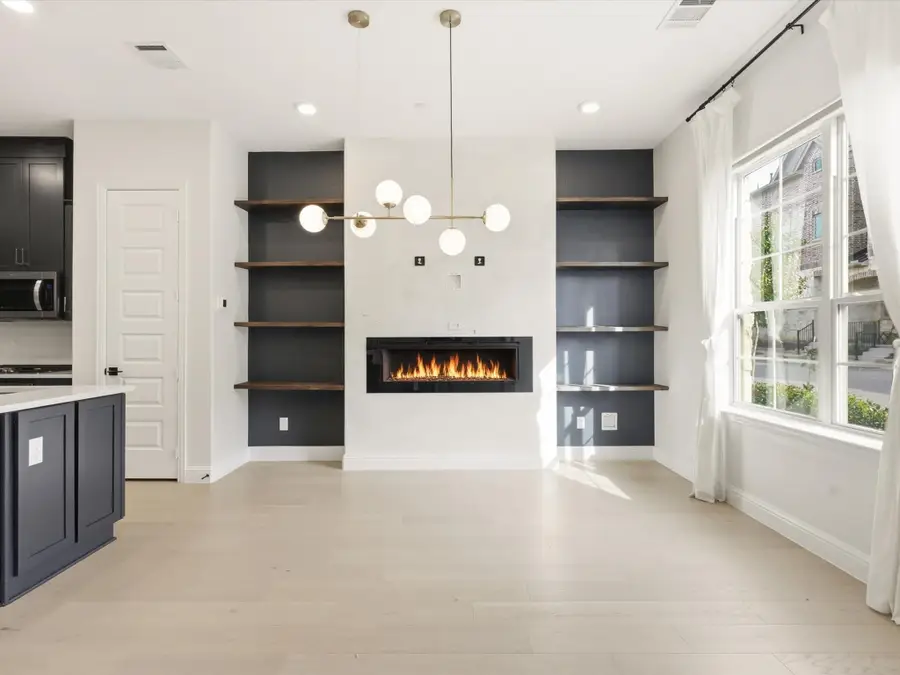 4413 Murphy Lane, Carrollton, TX 75010 - Image #3