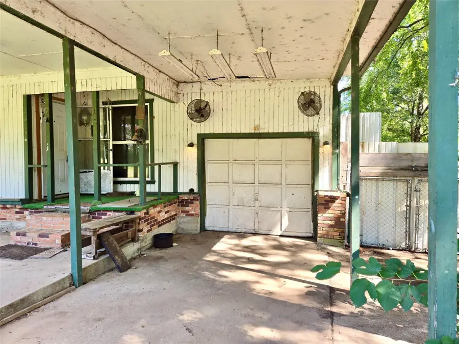 110 Red Bud Road, Gun Barrel City, TX 75156 - Image #2