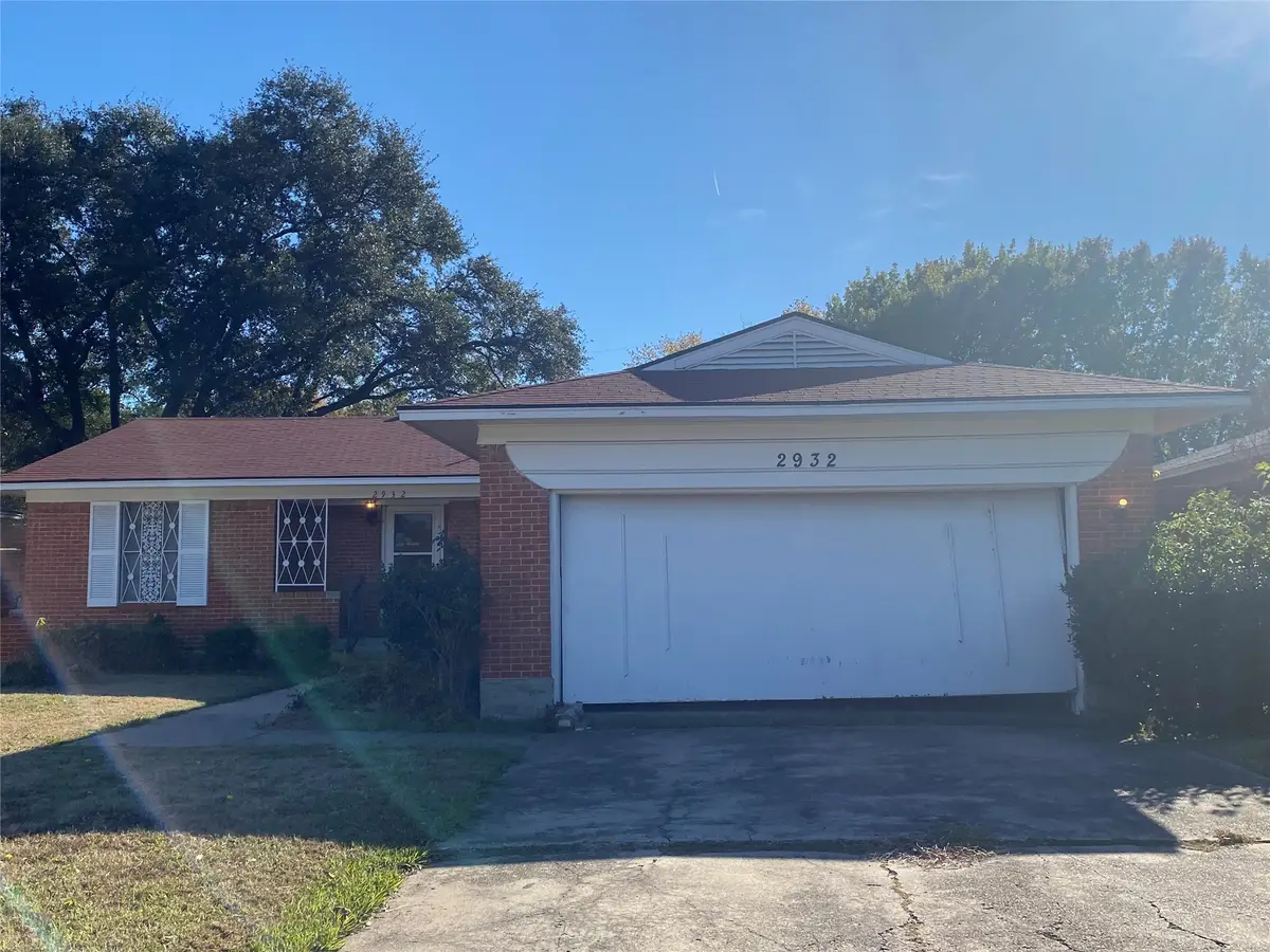 2932 Bay Oaks Drive, Dallas, TX 75229 - Image #1