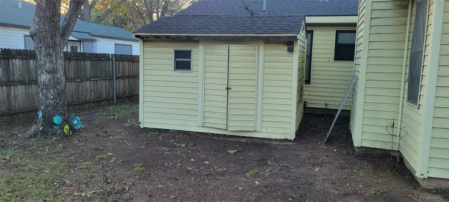 2839 Handley Drive, Fort Worth, TX 76112 - Image #3