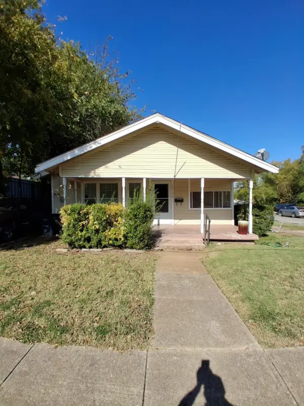 1015 E Morphy Street, Fort Worth, TX 76104