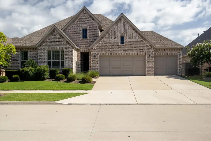 829 Boardwalk Way, Little Elm, TX 76227 - Image #2