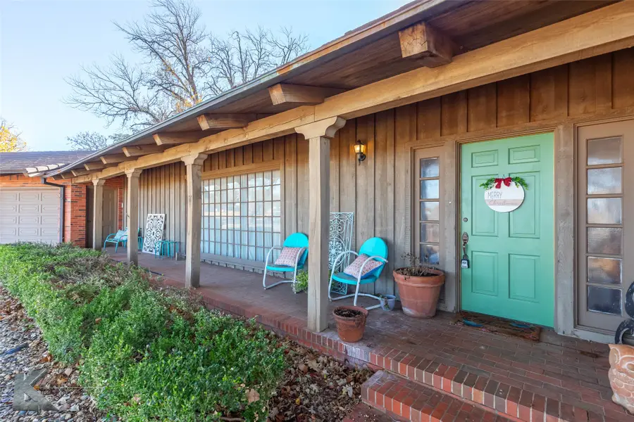 1806 Country Club Drive, Sweetwater, TX 79556 - Image #3