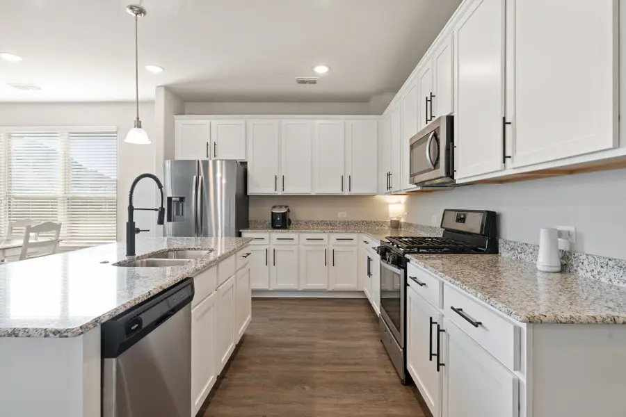 428 Green Hill Drive, Waxahachie, TX 75167 - Image #2