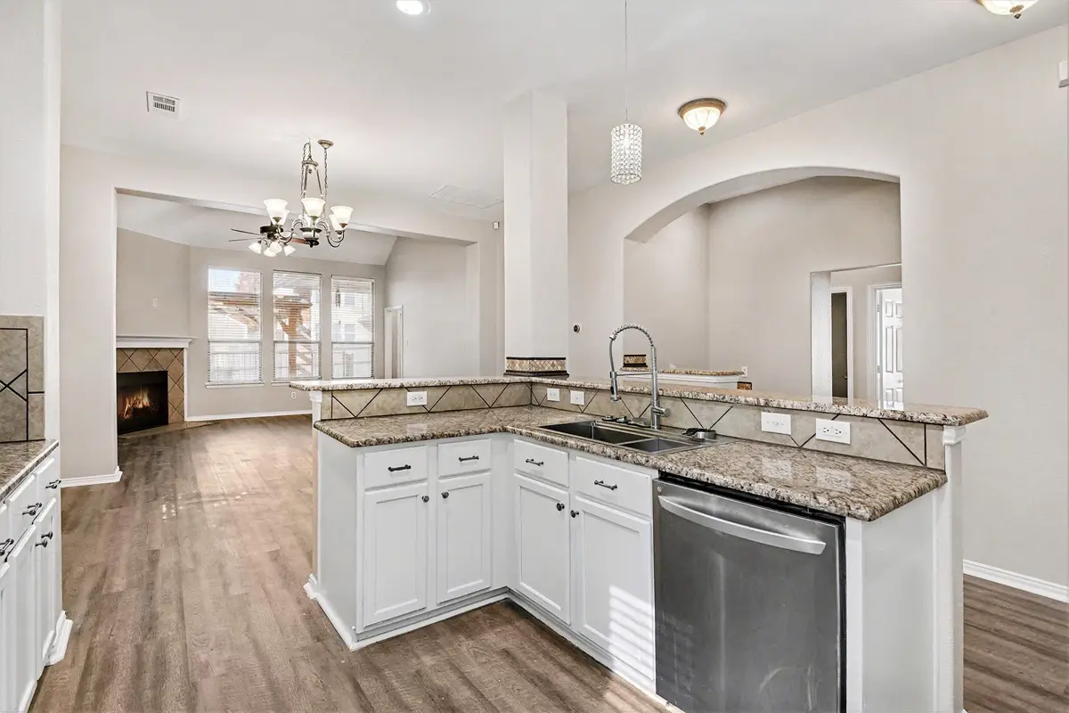 6109 Shad Drive, Fort Worth, TX 76179 - Image #1