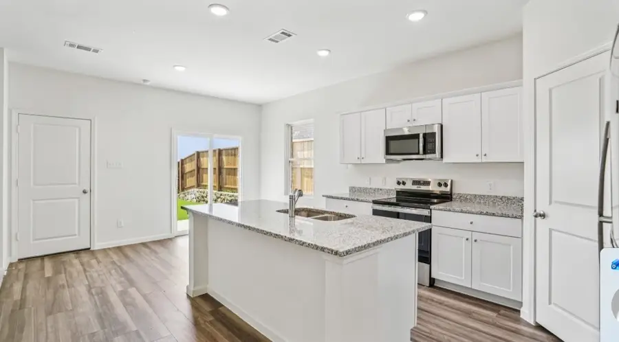 3224 Landslide Drive, Celina, TX 75009 - Image #3