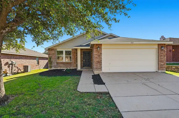 737 Tuscany Trail, Fort Worth, TX 76179