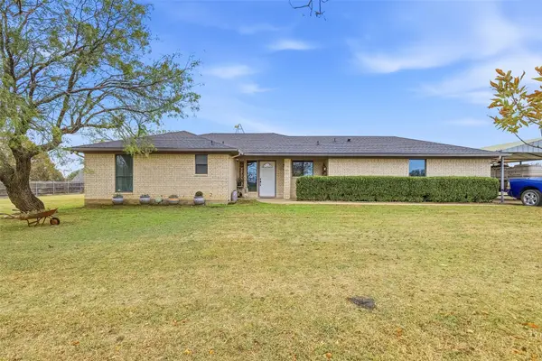 4501 Ascot Drive, Cleburne, TX 76033