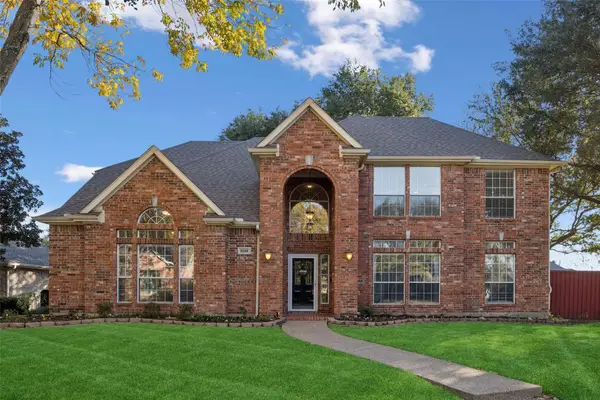 3006 Cottonwood Court, Rowlett, TX 75088