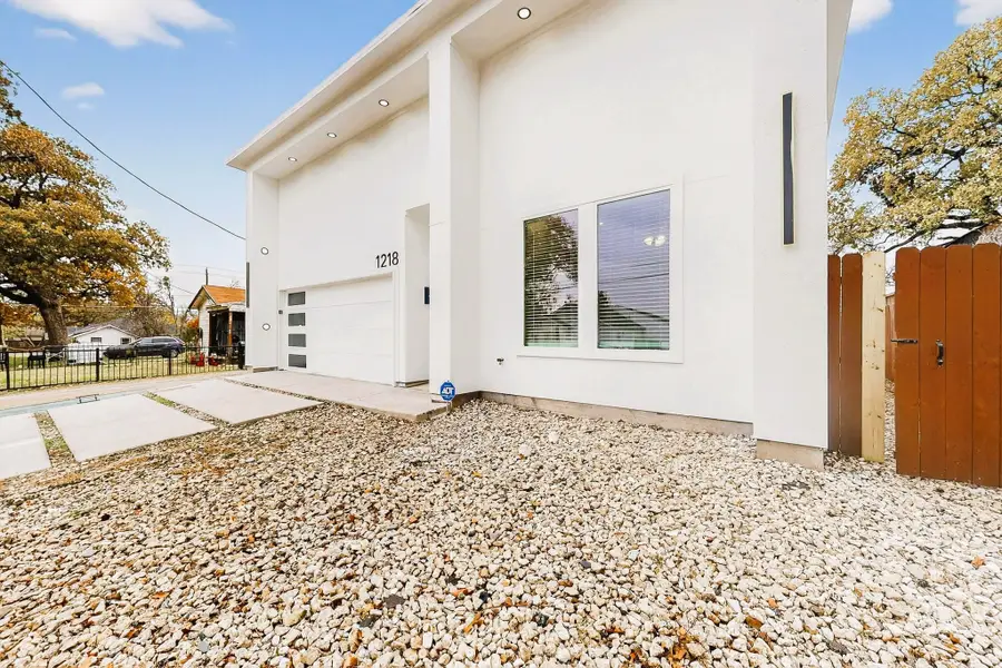 1218 Grant Street, Dallas, TX 75203 - Image #2