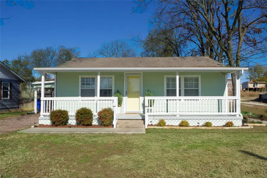 201 Water Street, Whitesboro, TX 76273 - Image #2