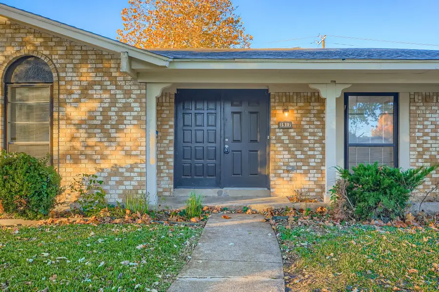 1917 Aspen Lane, Garland, TX 75044 - Image #3