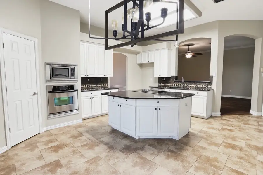 3720 Cripple Creek Court, Bedford, TX 76021 - Image #3