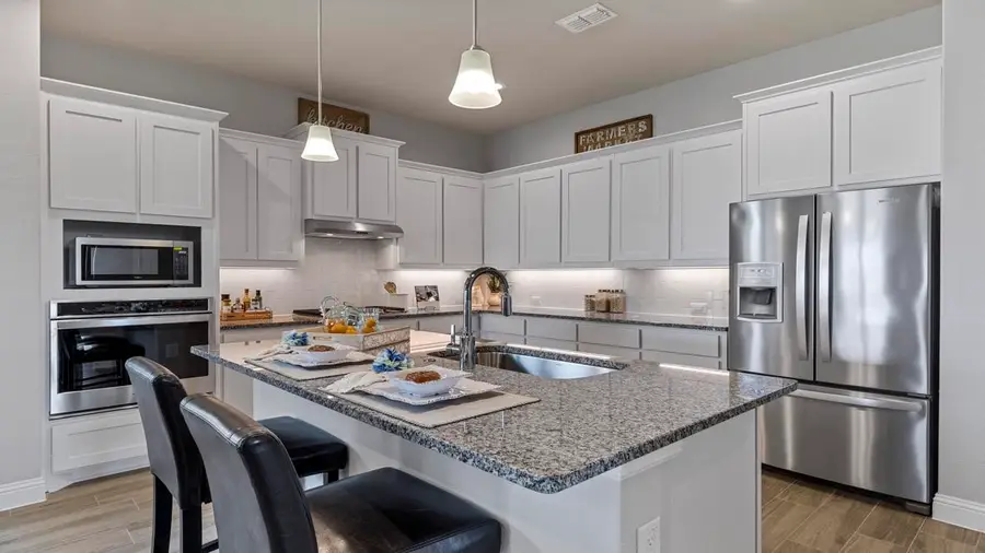 8612 Bur Oak Drive, Justin, TX 76247 - Image #3