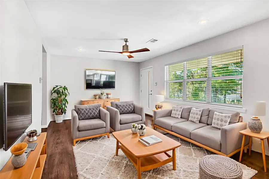 305 Renfro Street, Rockwall, TX 75087 - Image #2